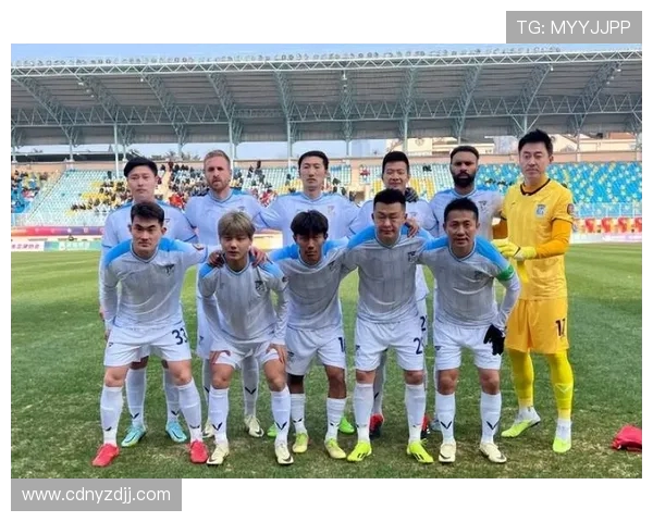 阎相闯抵达欧塞尔俱乐部深入青训中心开展交流与学习活动